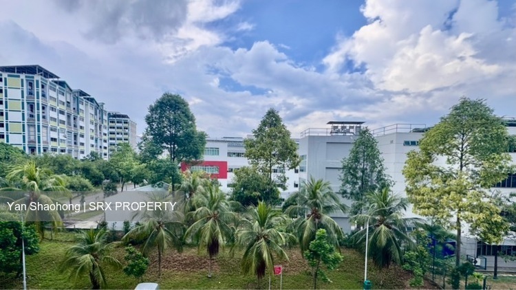 Blk 456 Pasir Ris Drive 4 (Pasir Ris), HDB Executive #557923391